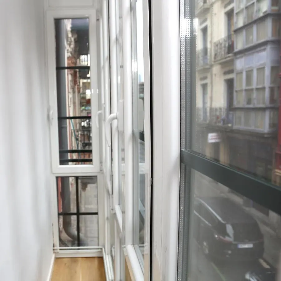Piso Exclusivo Frente Al Casco Viejo Con Parking Gratis Apartment Bilbao Spain